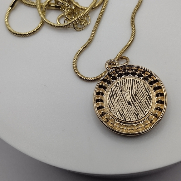 LOUIS VUITTON LV ZIPPER PULL CHARM GOLD tone metal, RHINESTONES 23mm - Picture 6 of 7